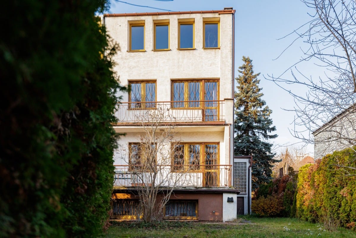 Dom 5 pokojowe na Sprzedaż