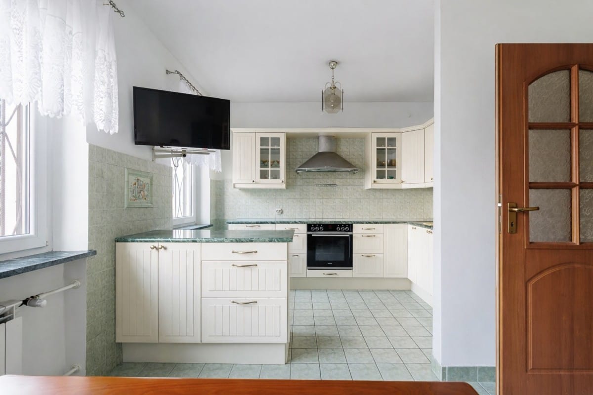 Dom 5 pokojowe na Sprzedaż