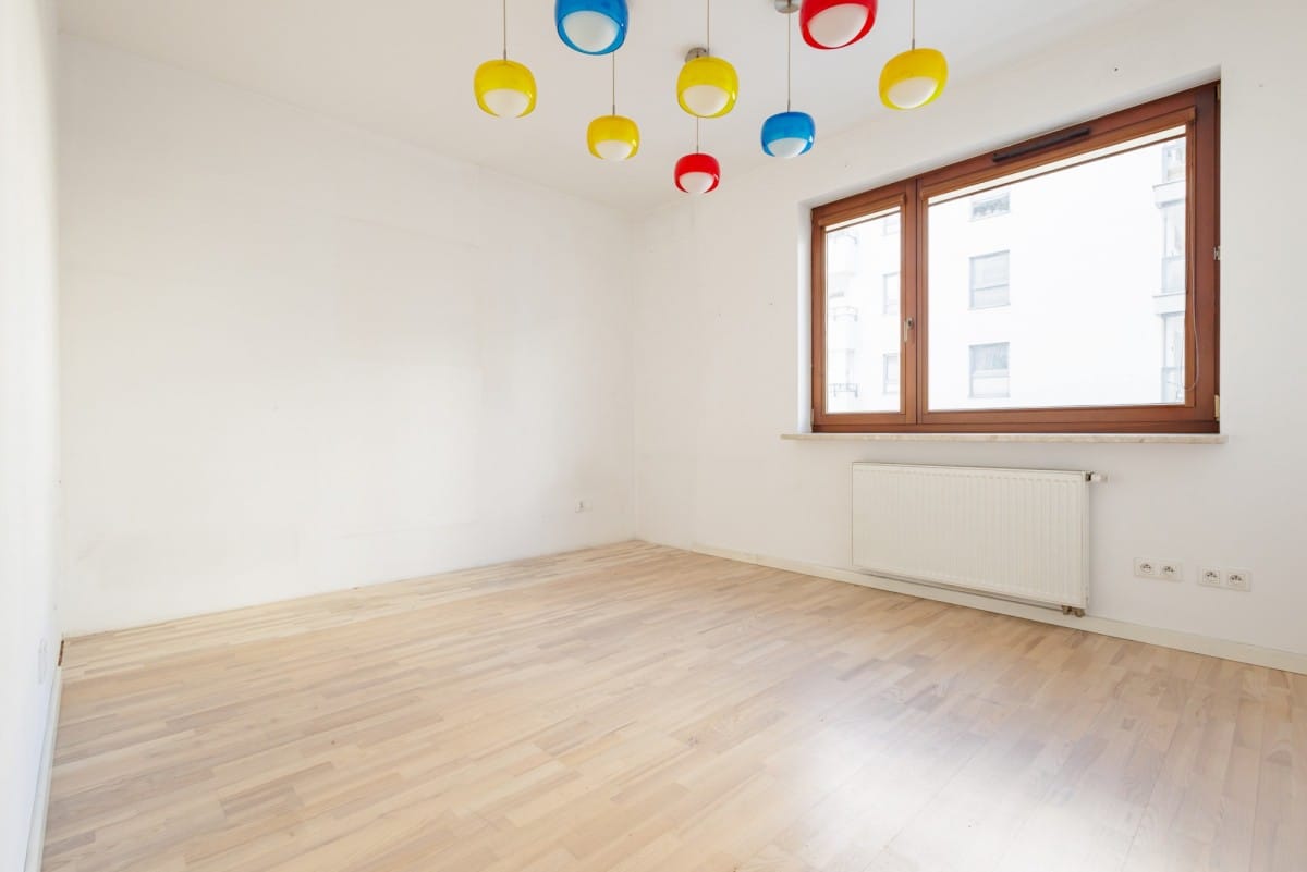 Mieszkanie 4 pokojowe na Sprzedaż