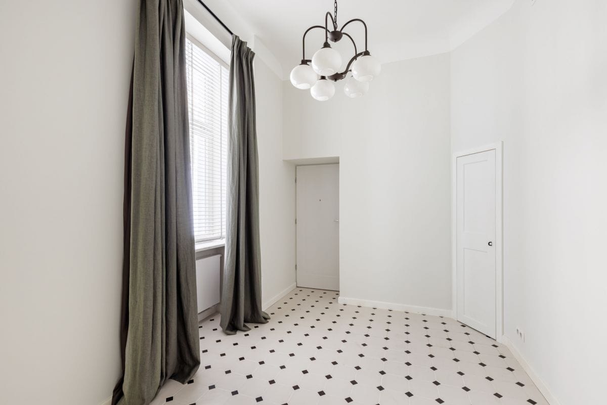 Mieszkanie 4 pokojowe na Sprzedaż