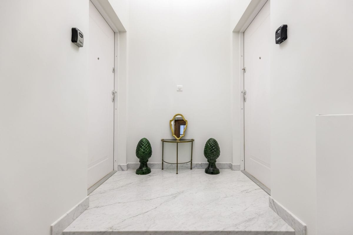 Mieszkanie 4 pokojowe na Sprzedaż