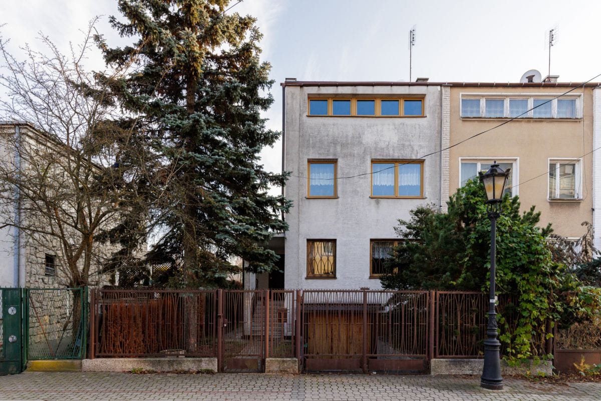 Dom 5 pokojowe na Sprzedaż