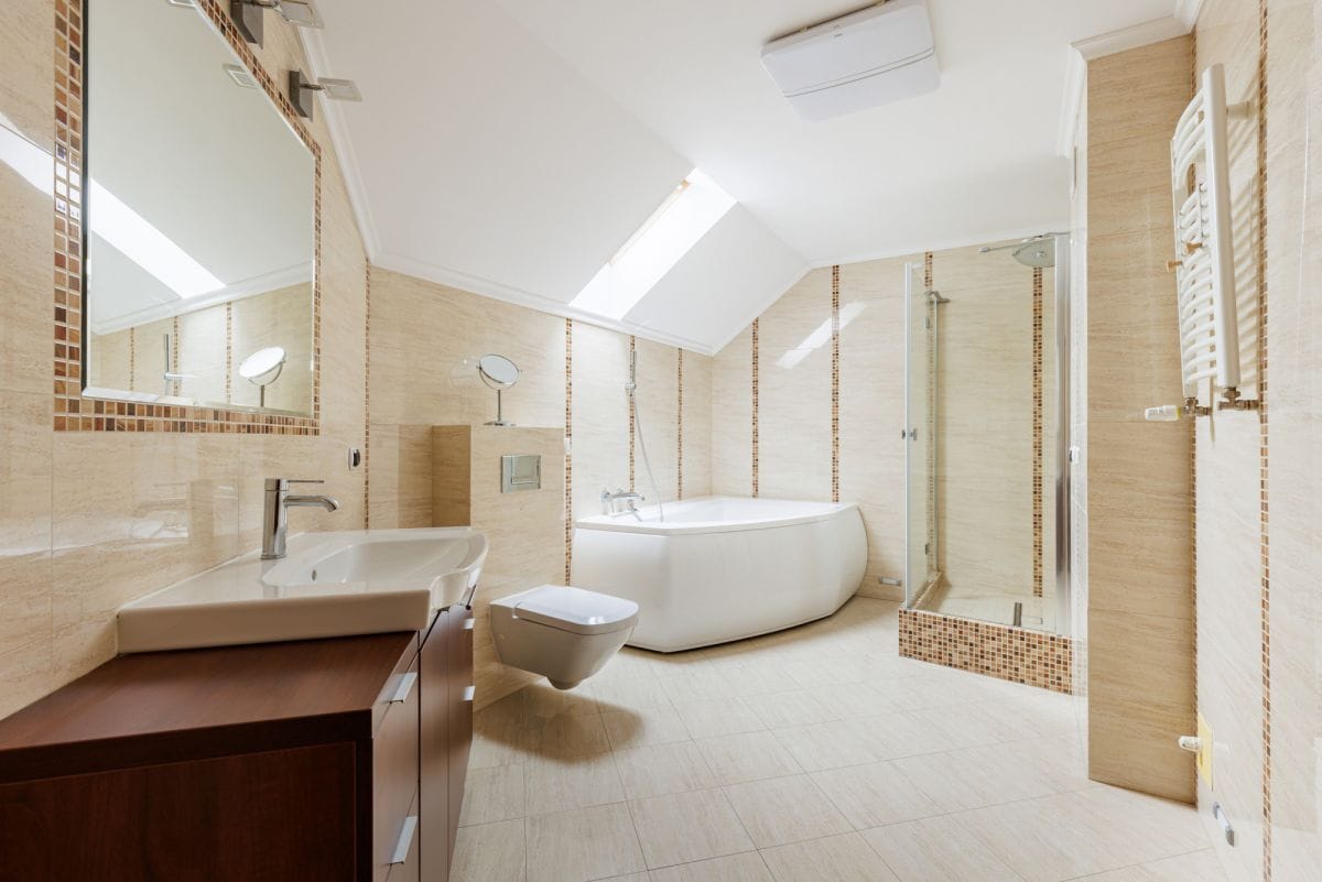 Dom 5 pokojowe na Sprzedaż