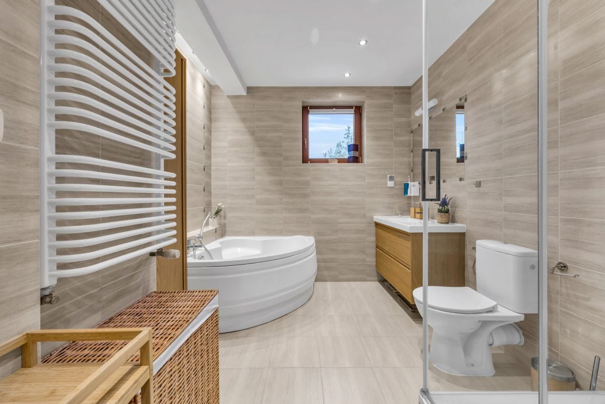 Dom 5 pokojowe na Sprzedaż