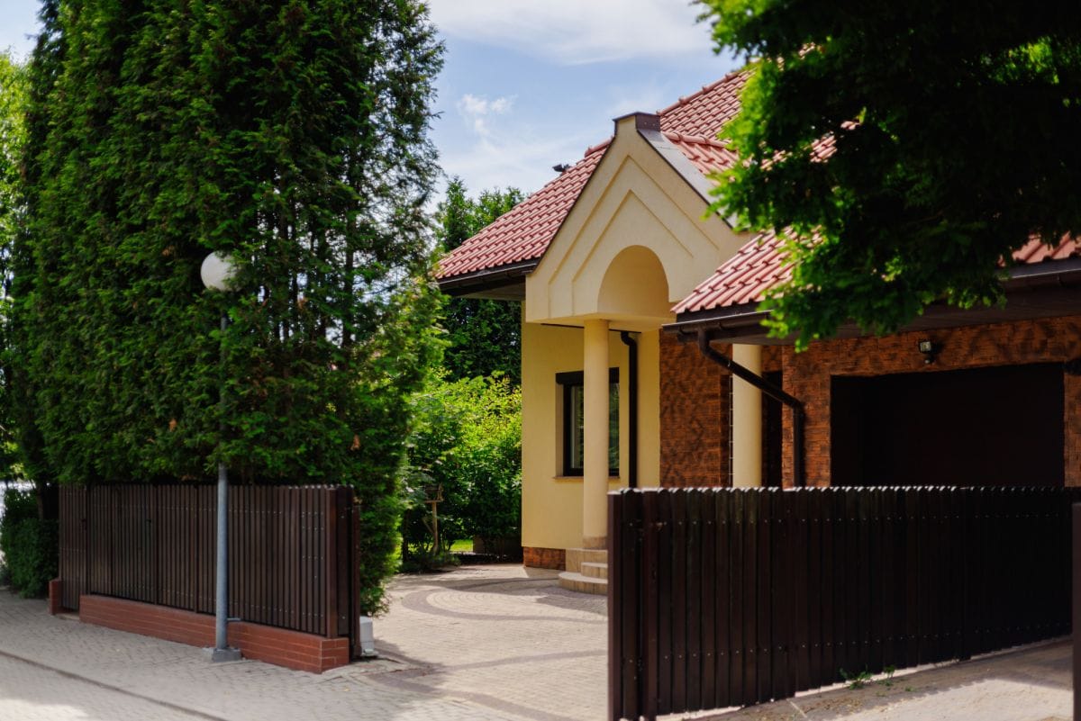 Dom 5 pokojowe na Sprzedaż