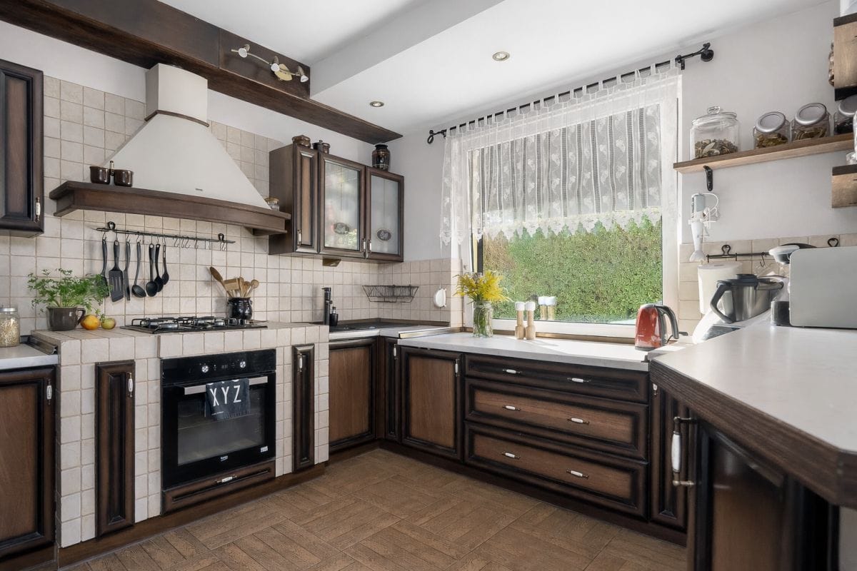 Dom 5 pokojowe na Sprzedaż