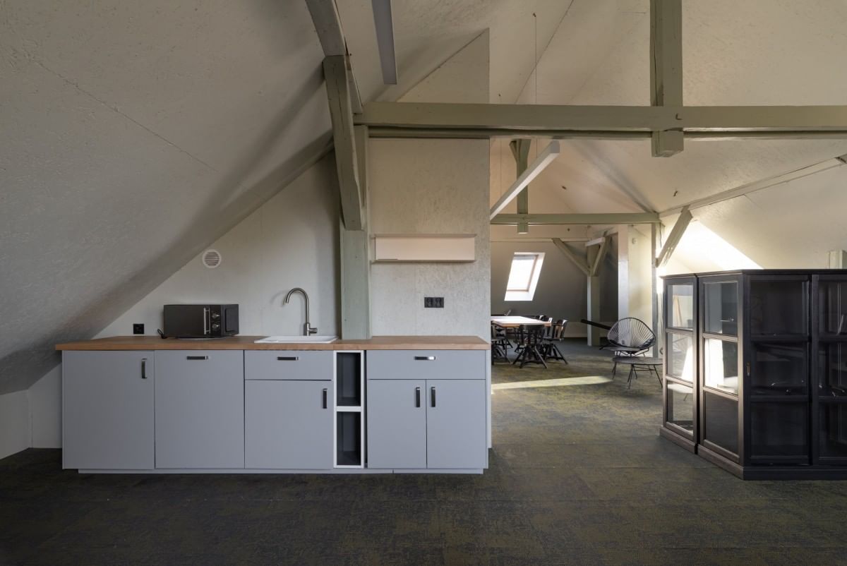 Dom 15 pokojowe na Sprzedaż