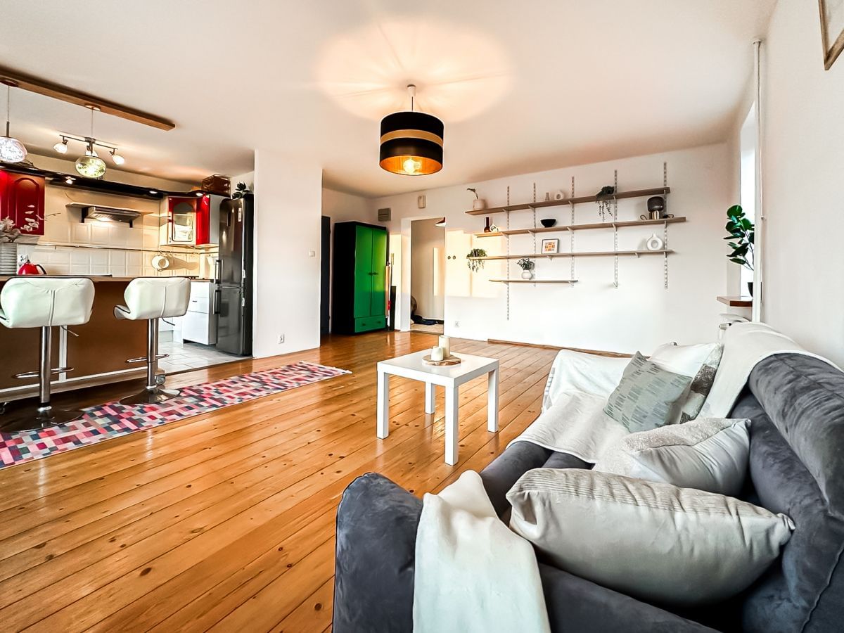 Mieszkanie 4 pokojowe na Sprzedaż