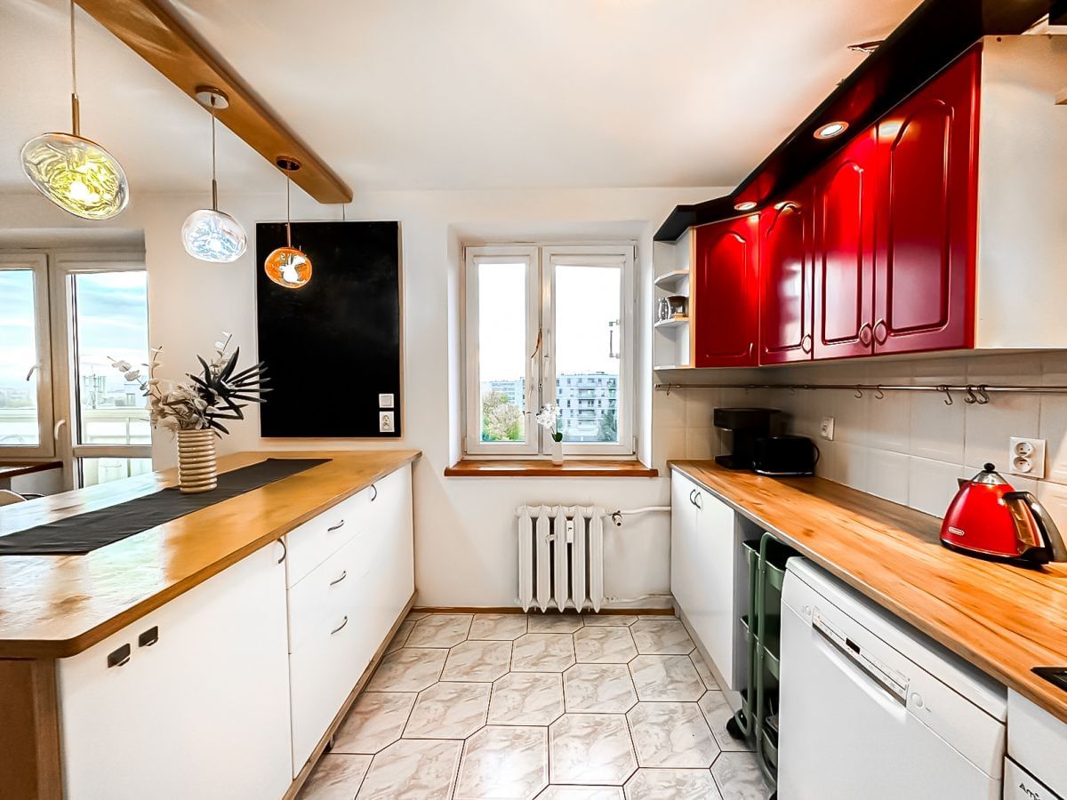 Mieszkanie 4 pokojowe na Sprzedaż