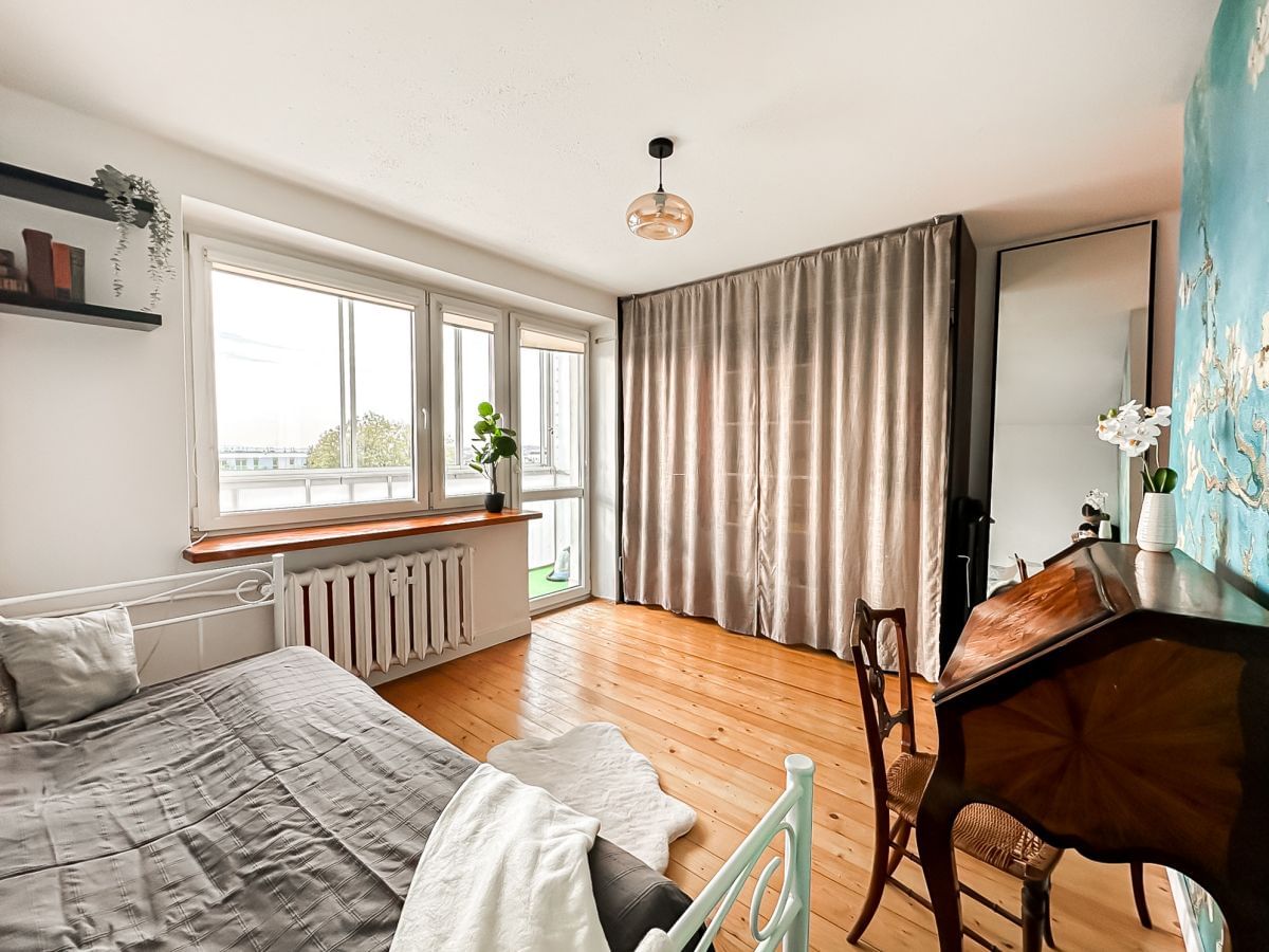 Mieszkanie 4 pokojowe na Sprzedaż