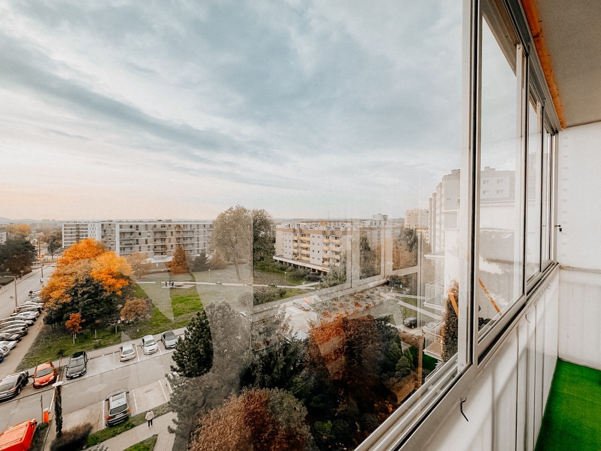 Mieszkanie 4 pokojowe na Sprzedaż