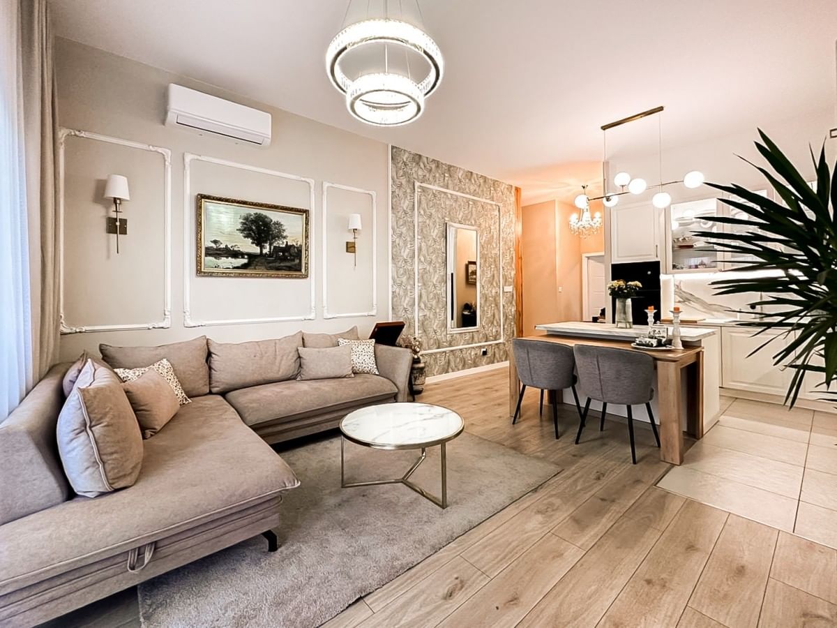 Mieszkanie 4 pokojowe na Sprzedaż