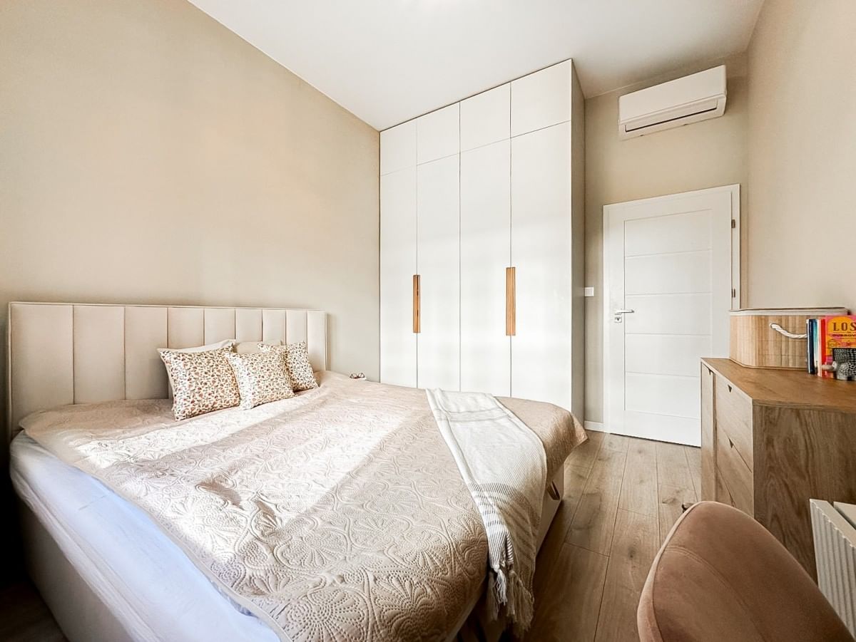 Mieszkanie 4 pokojowe na Sprzedaż