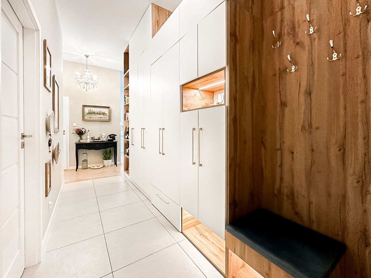 Mieszkanie 4 pokojowe na Sprzedaż