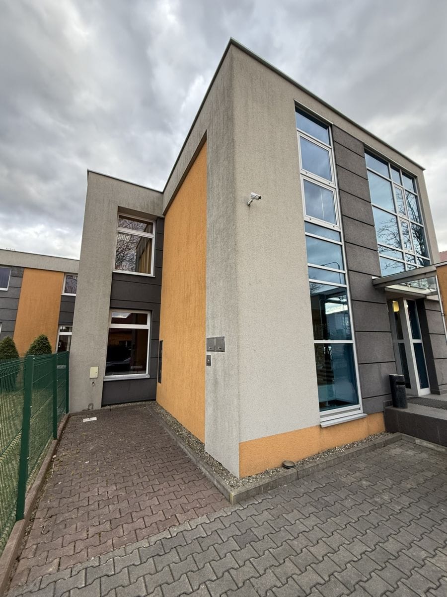 Lokal użytkowy  pokojowe na Sprzedaż