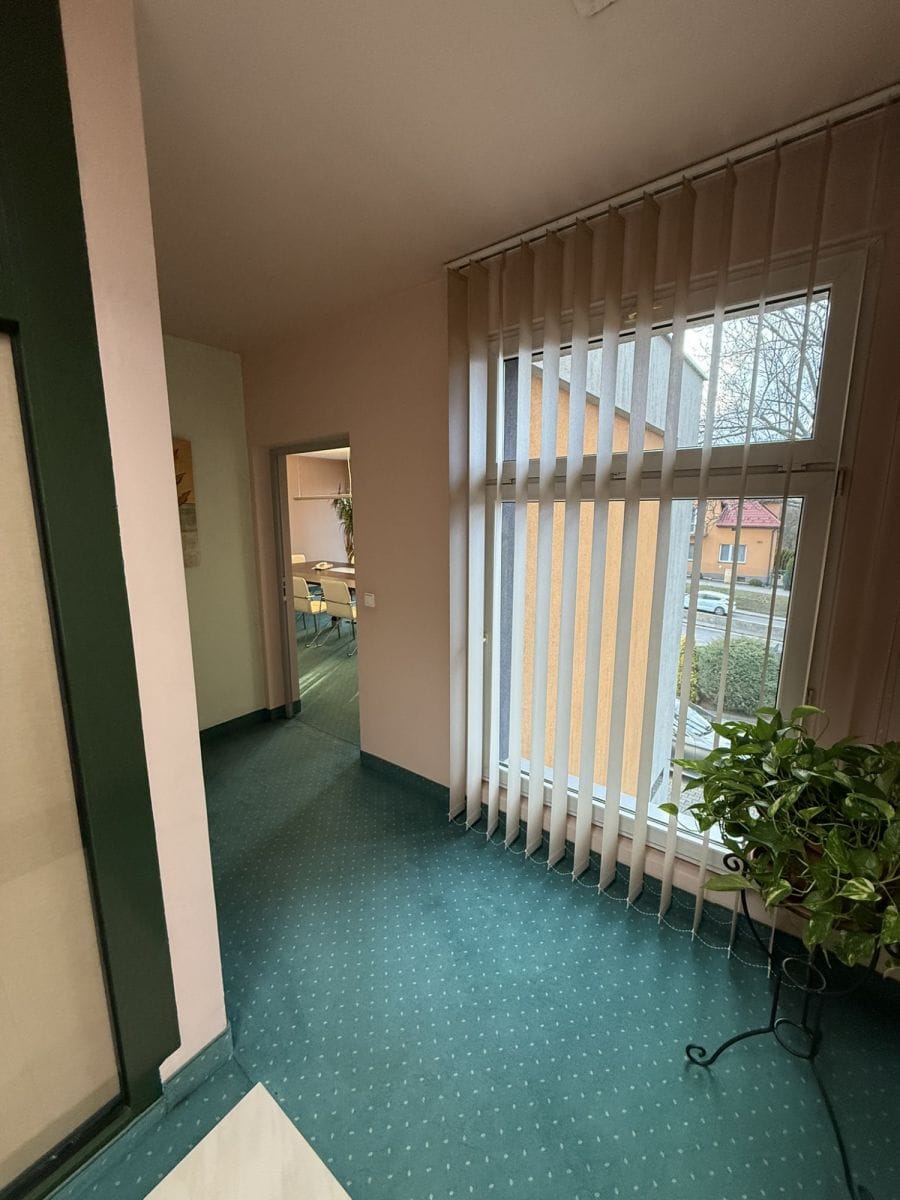 Lokal użytkowy  pokojowe na Sprzedaż