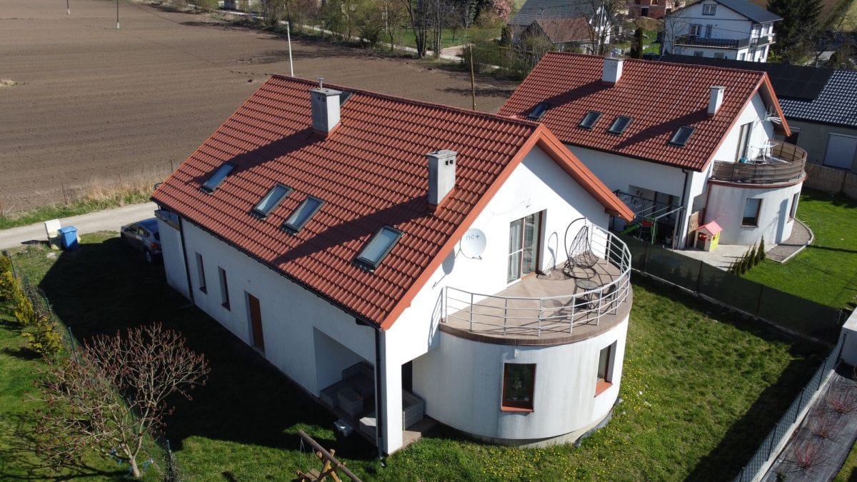 Dom 5 pokojowe na Sprzedaż