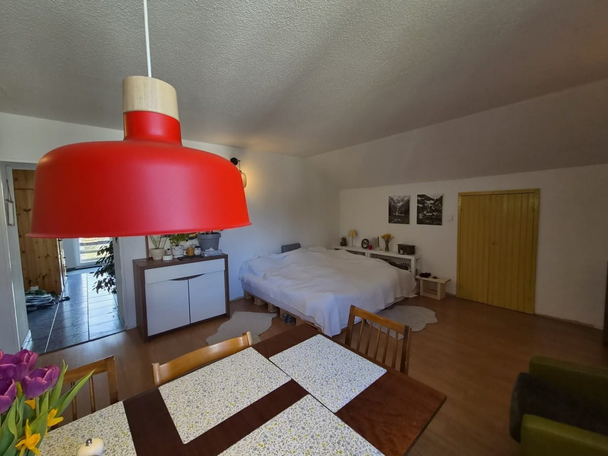 Dom  pokojowe na Sprzedaż