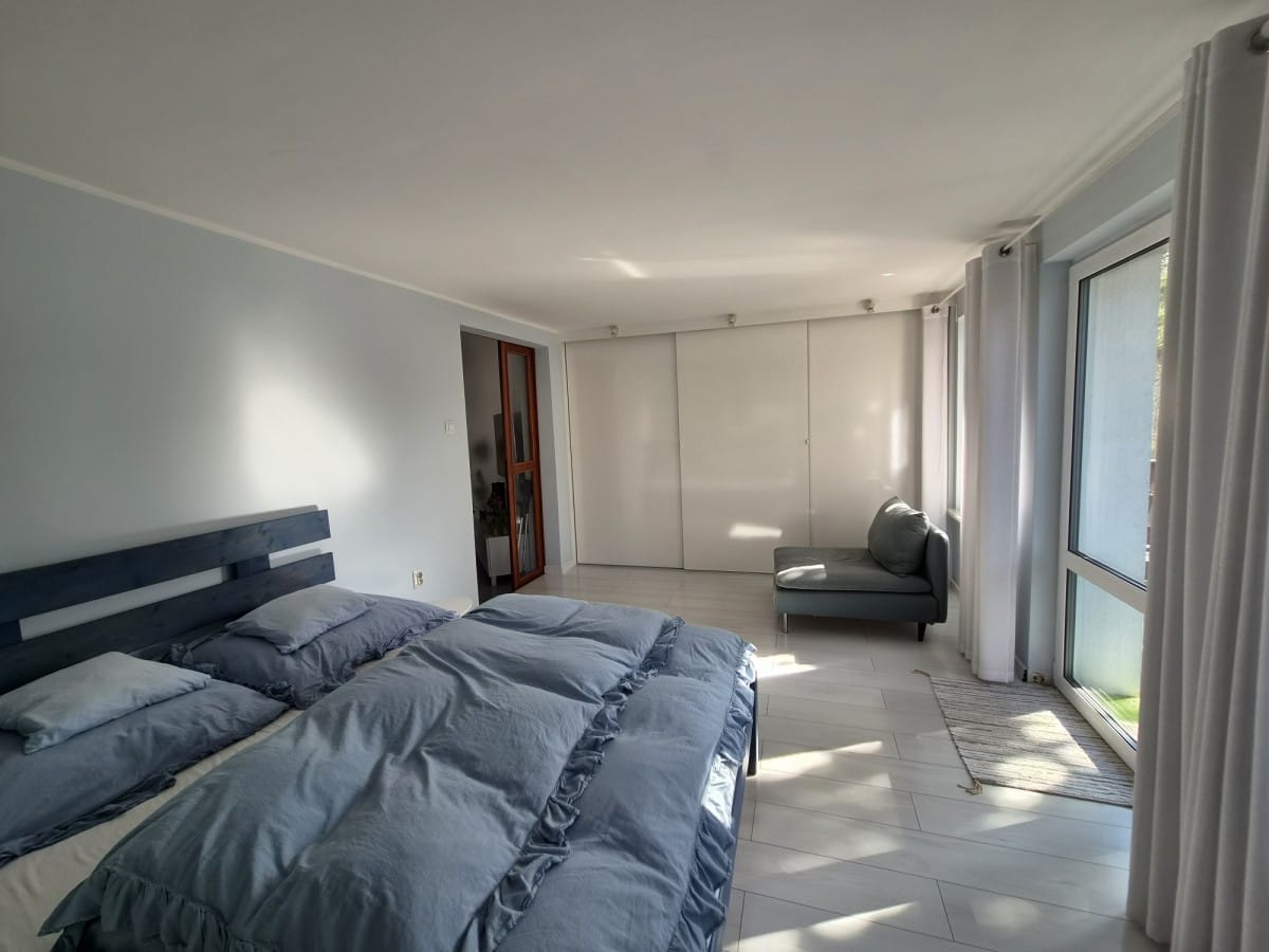 Dom  pokojowe na Sprzedaż