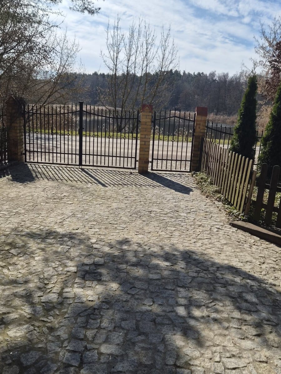 Dom  pokojowe na Sprzedaż