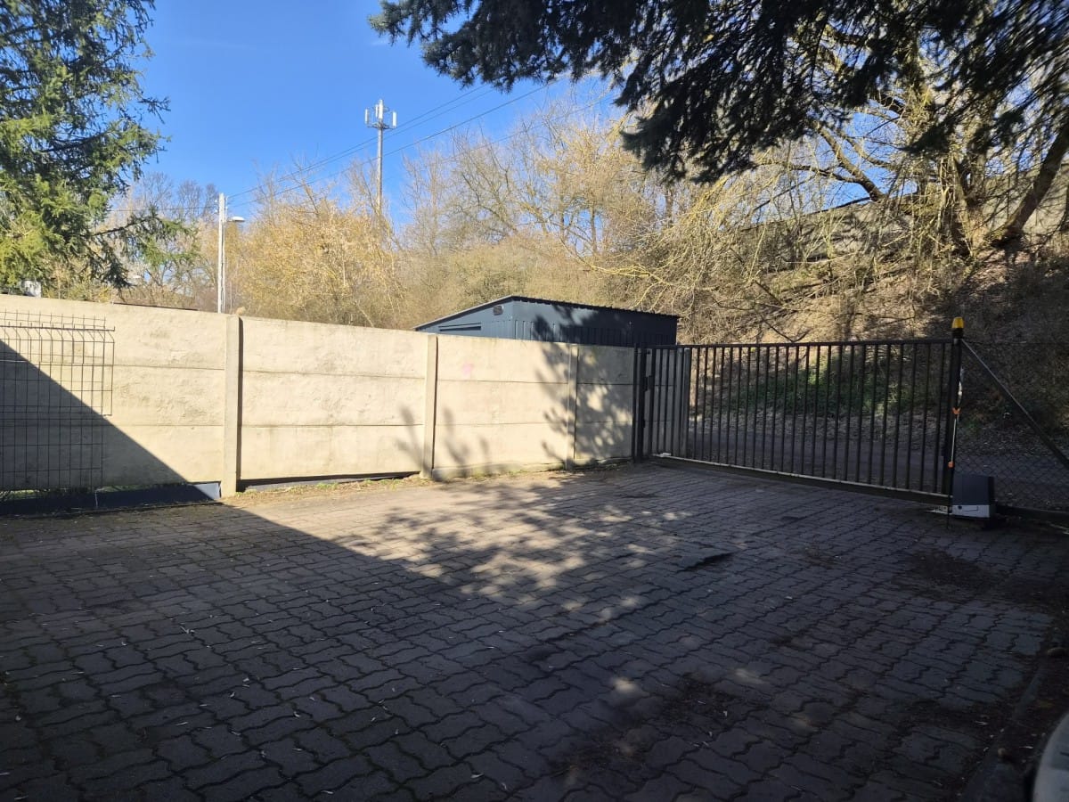 Dom  pokojowe na Sprzedaż