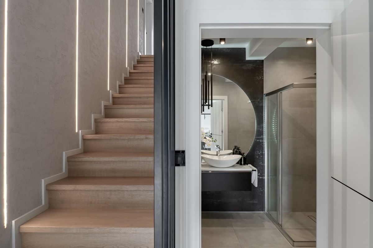 Dom 5 pokojowe na Sprzedaż