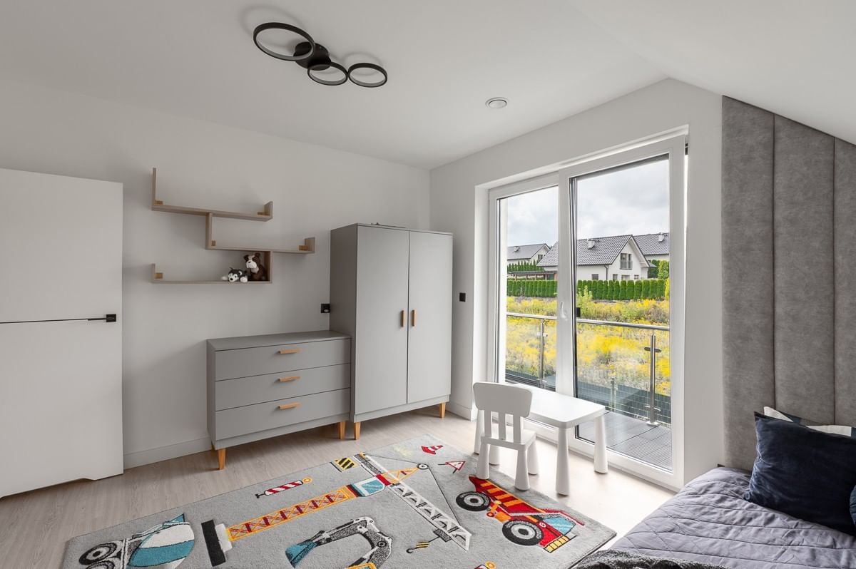 Dom 5 pokojowe na Sprzedaż