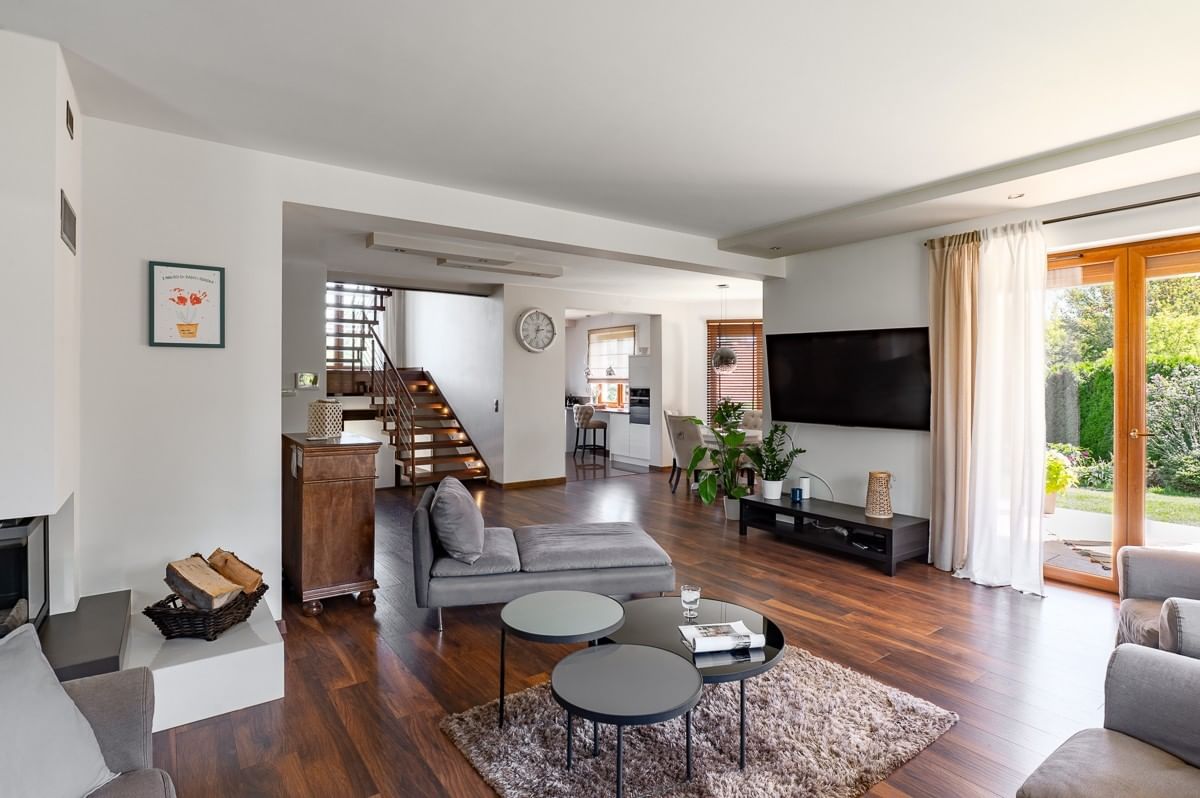 Dom 5 pokojowe na Sprzedaż