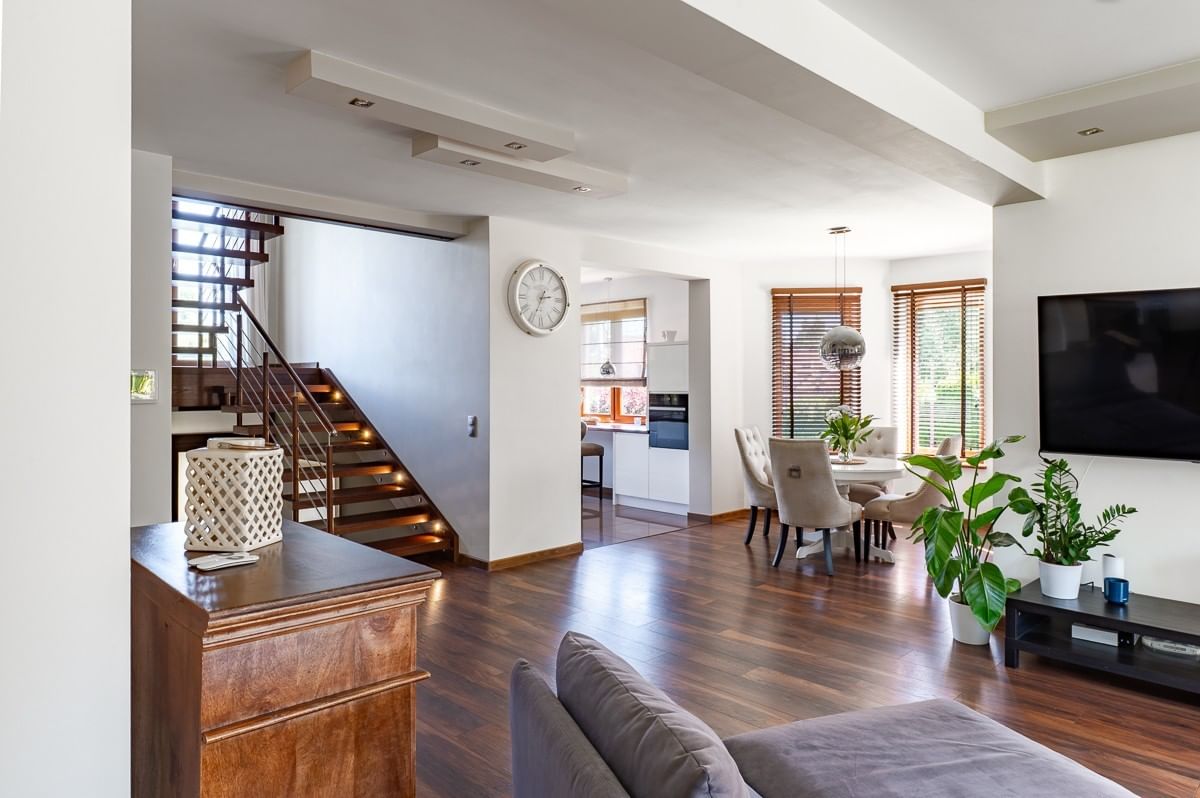 Dom 5 pokojowe na Sprzedaż