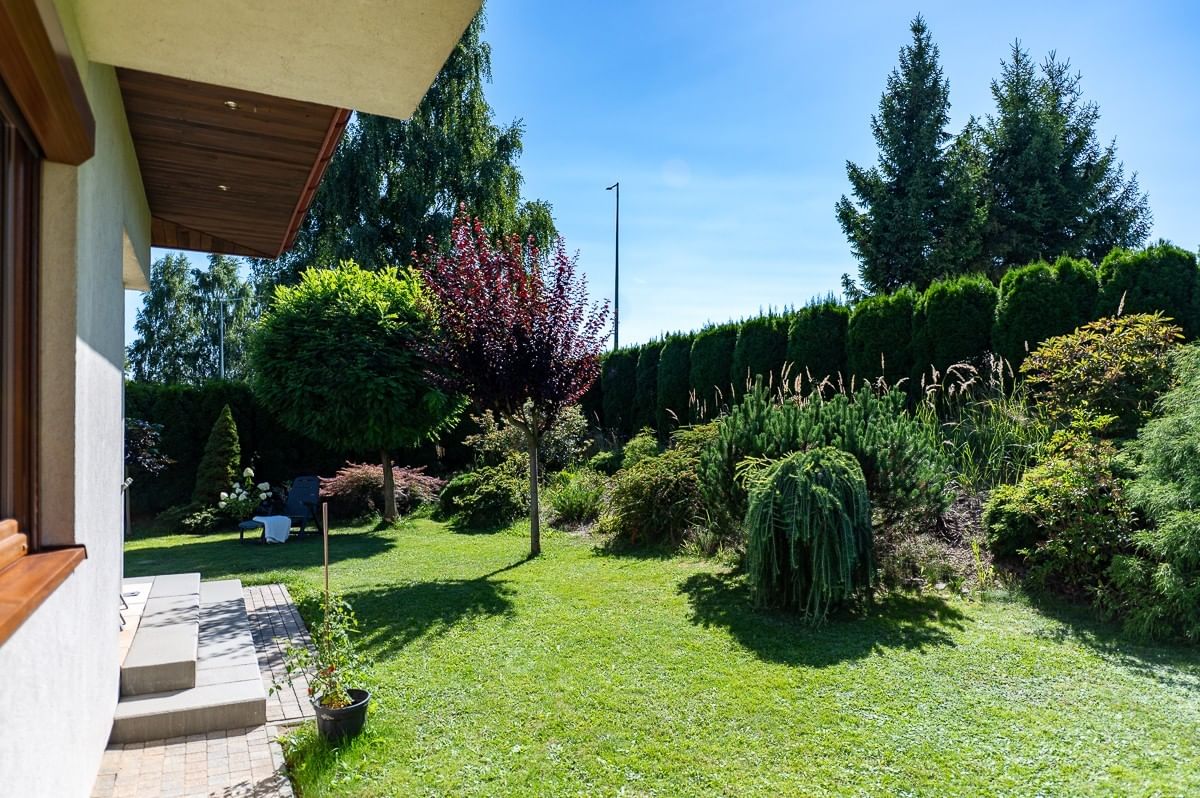 Dom 5 pokojowe na Sprzedaż