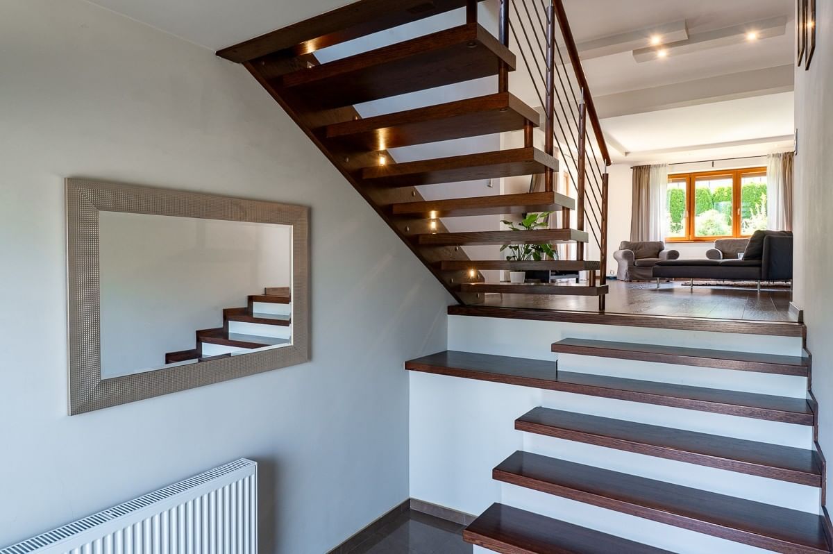 Dom 5 pokojowe na Sprzedaż