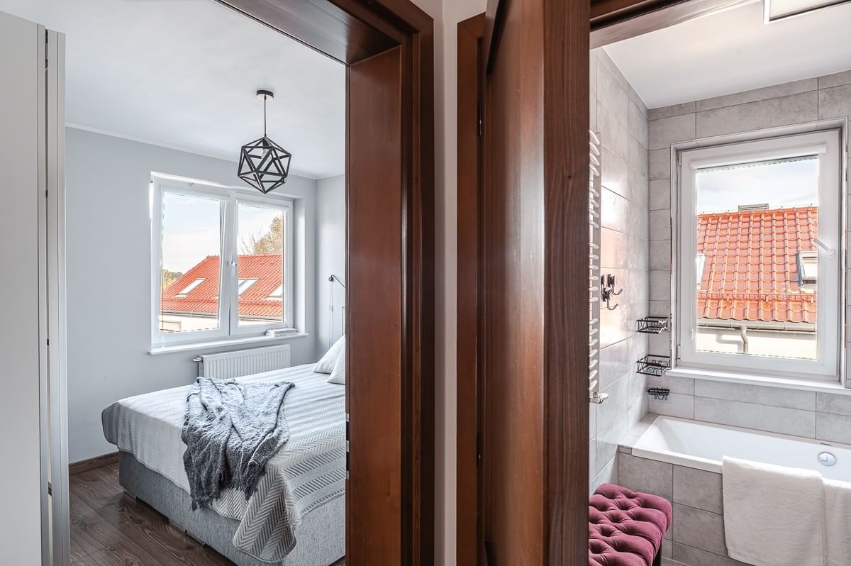 Mieszkanie 4 pokojowe na Sprzedaż