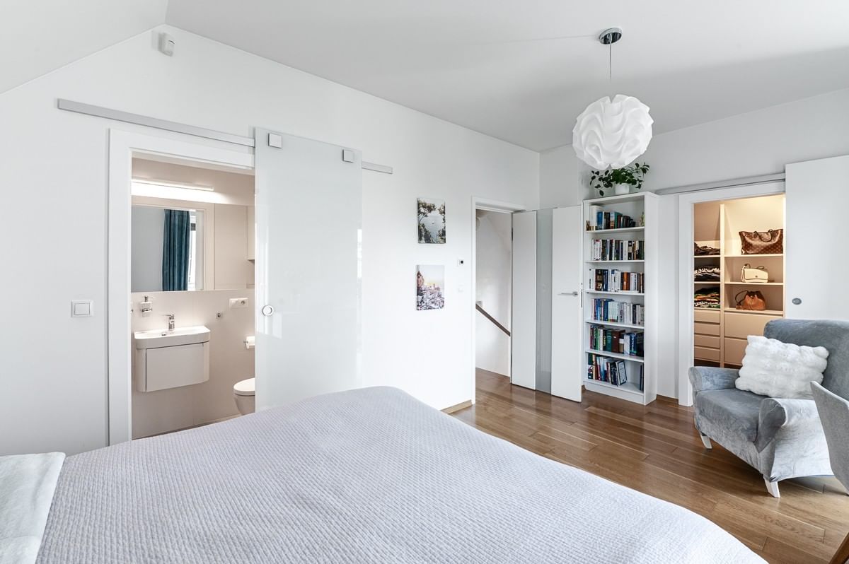 Dom 5 pokojowe na Sprzedaż