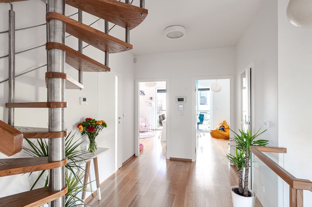 Dom 5 pokojowe na Sprzedaż