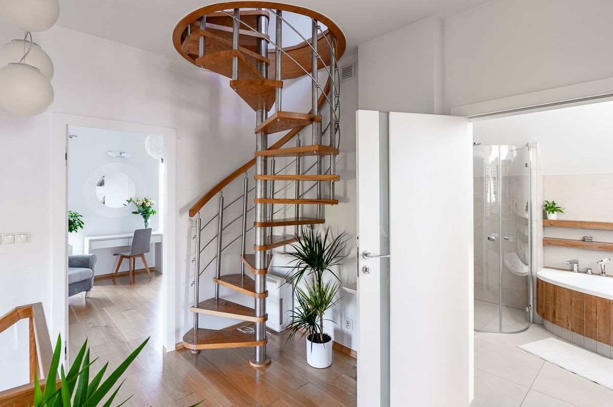 Dom 5 pokojowe na Sprzedaż