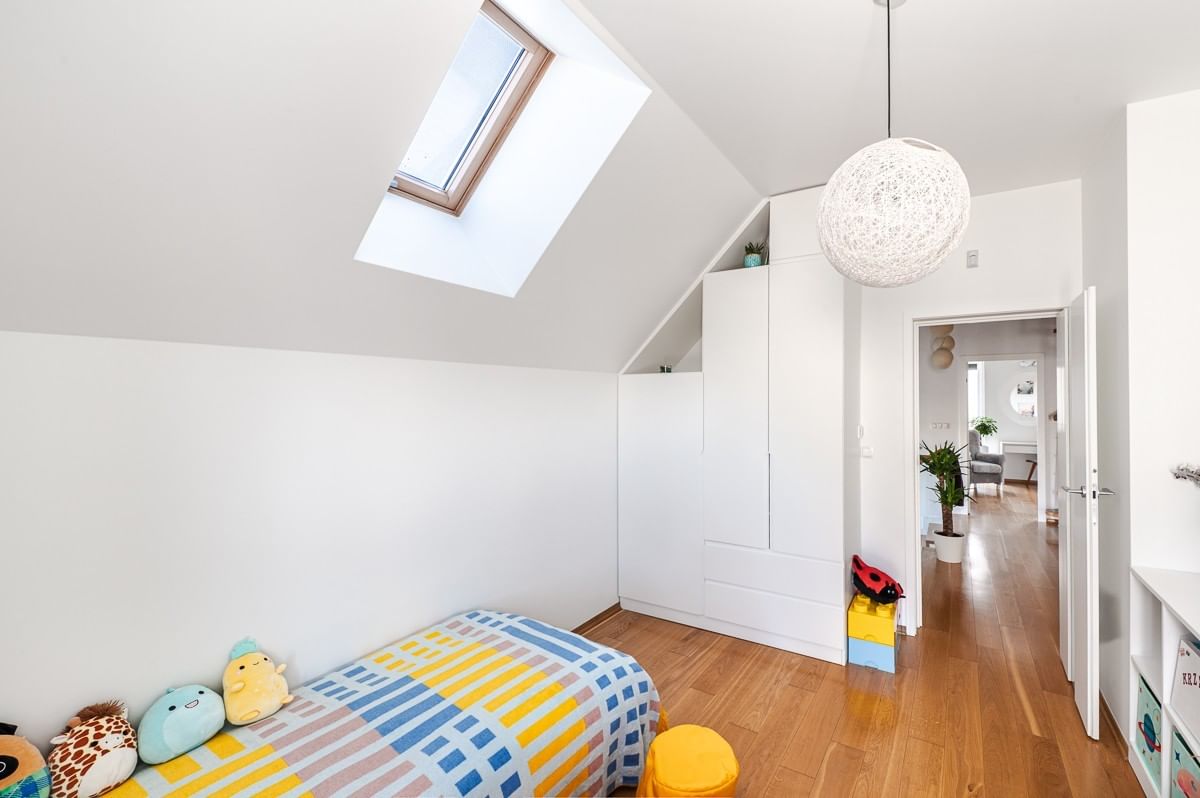 Dom 5 pokojowe na Sprzedaż