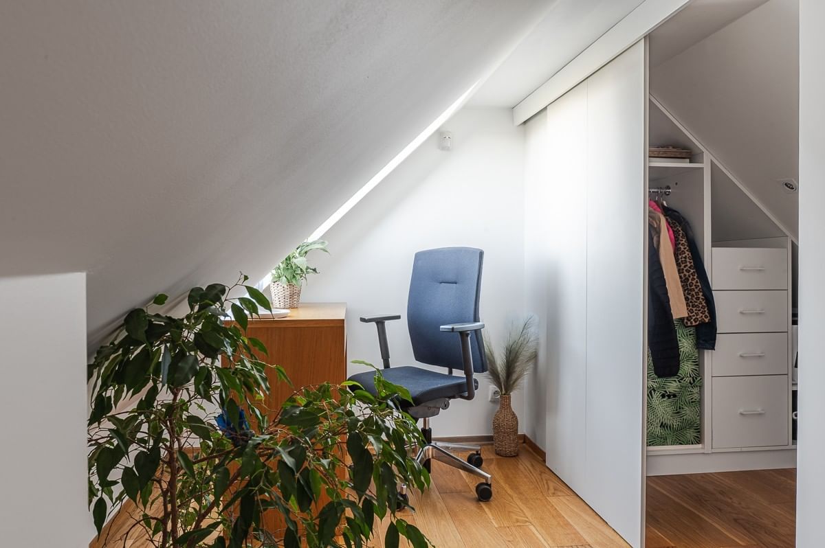 Dom 5 pokojowe na Sprzedaż