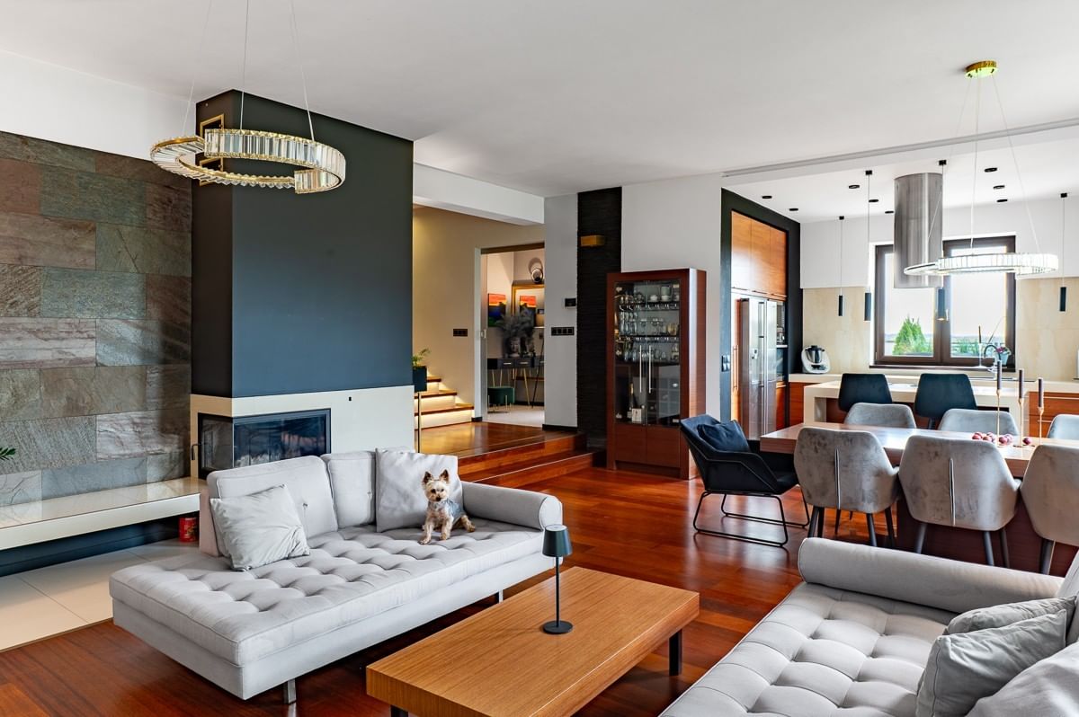 Dom 5 pokojowe na Sprzedaż