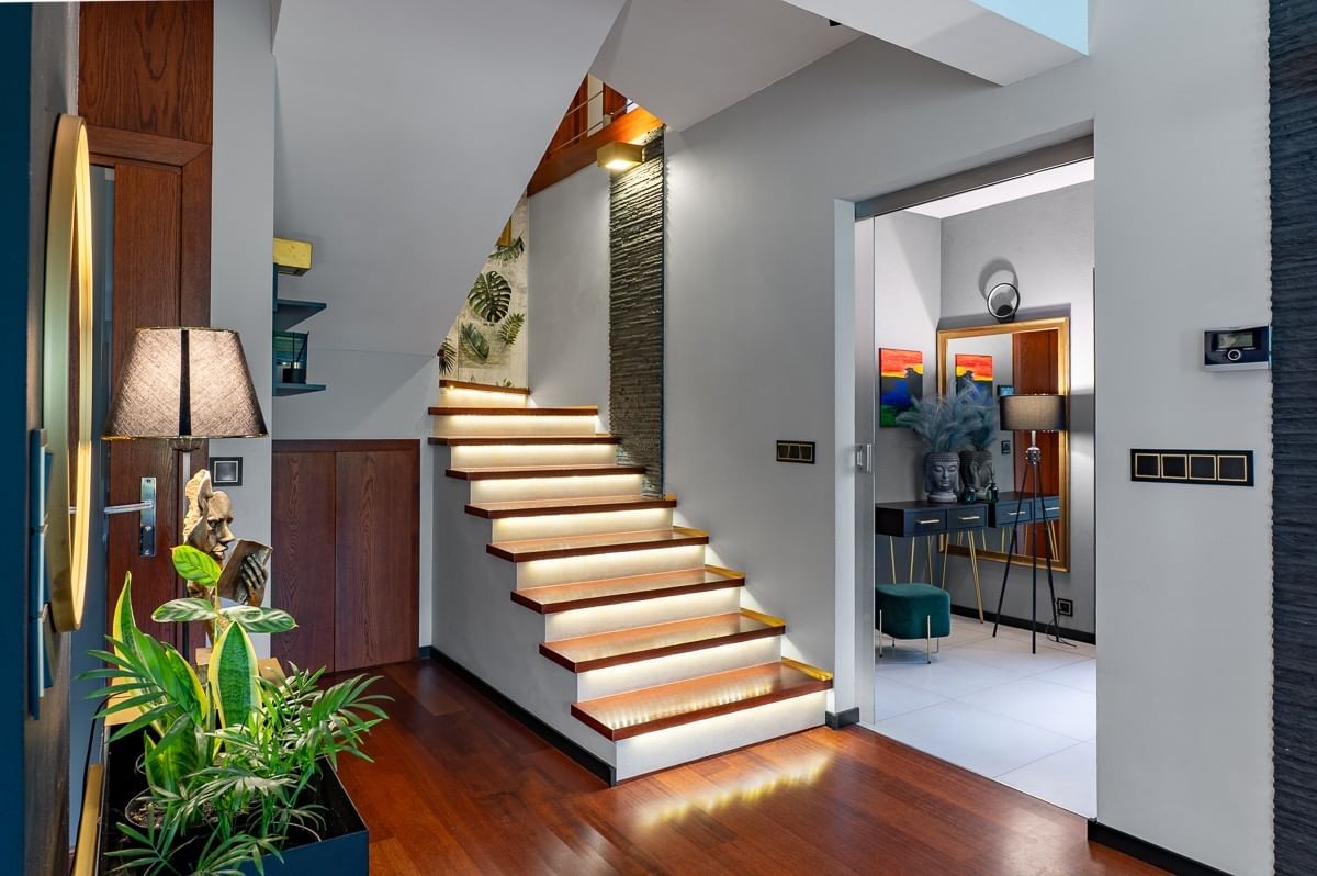 Dom 5 pokojowe na Sprzedaż