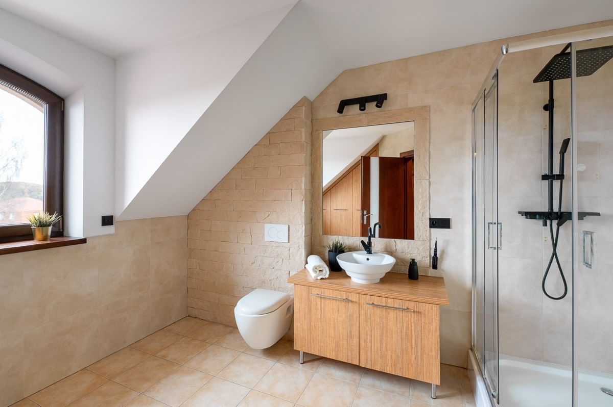 Dom 5 pokojowe na Sprzedaż