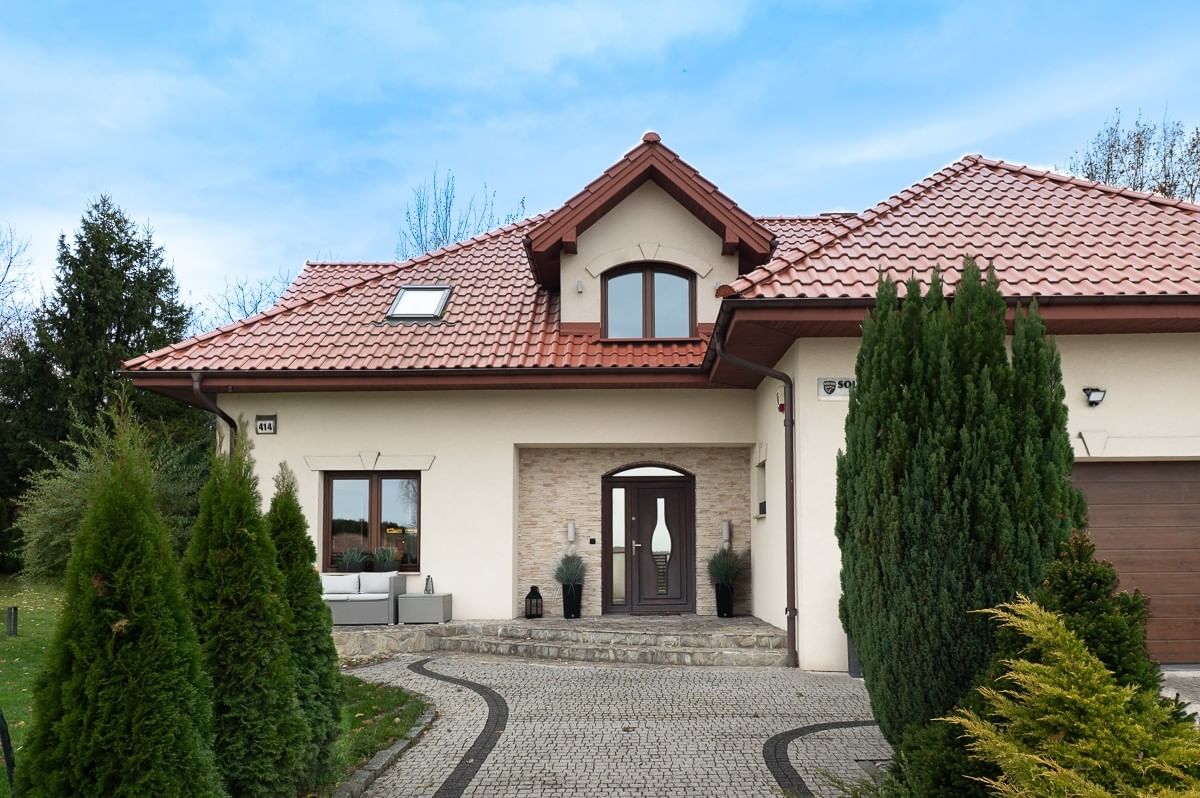 Dom 5 pokojowe na Sprzedaż