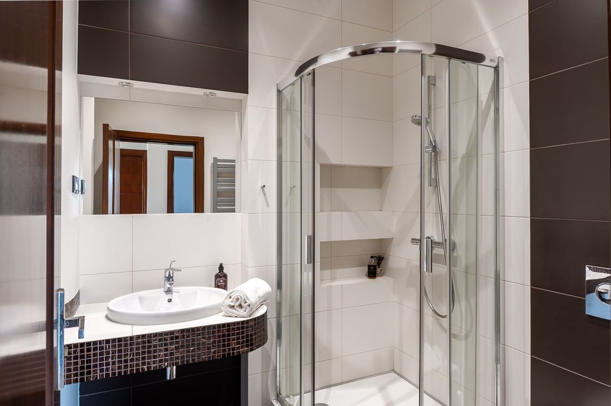 Dom 5 pokojowe na Sprzedaż