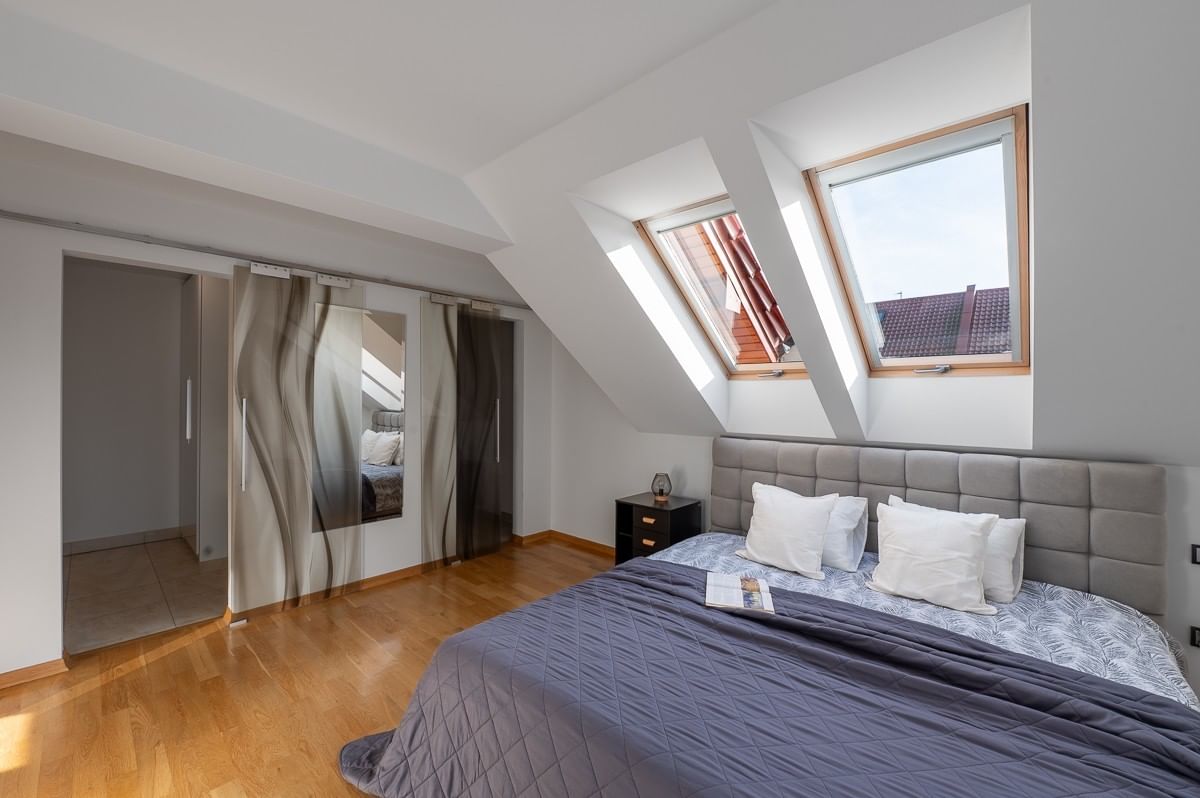 Dom 5 pokojowe na Sprzedaż