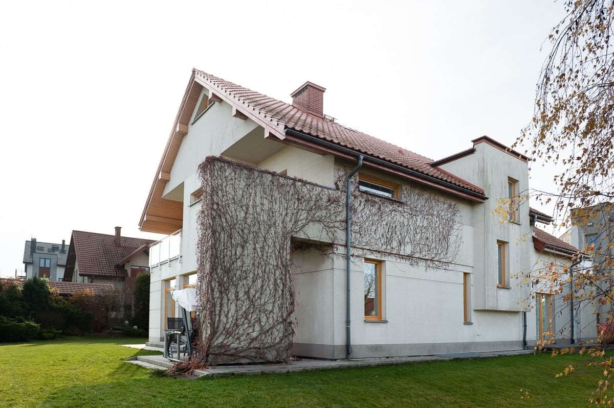 Dom 5 pokojowe na Sprzedaż