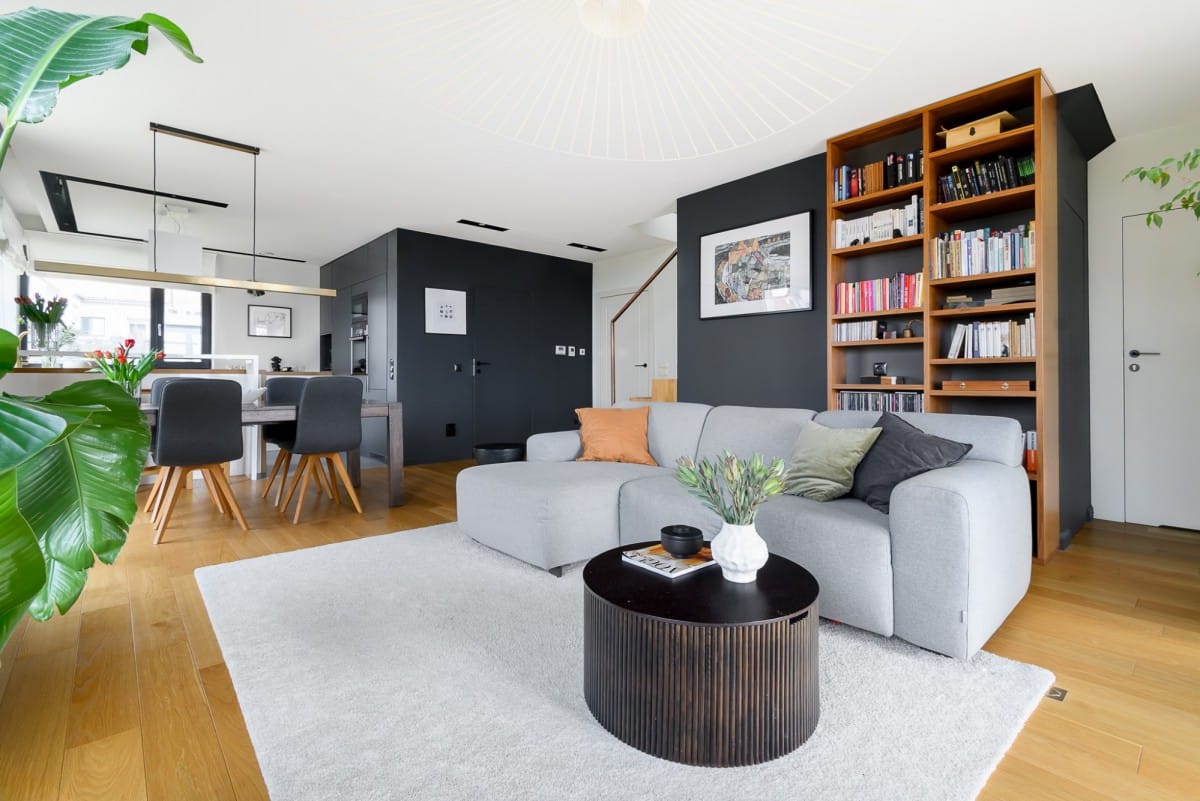 Dom 5 pokojowe na Sprzedaż