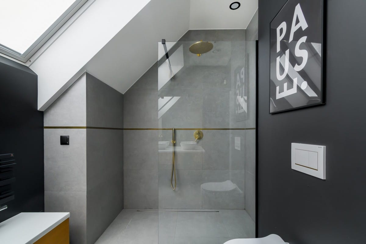 Dom 5 pokojowe na Sprzedaż