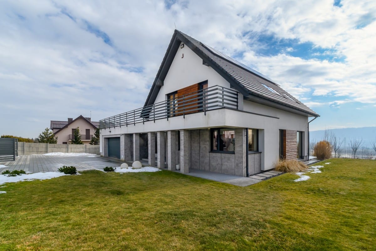 Dom 5 pokojowe na Sprzedaż