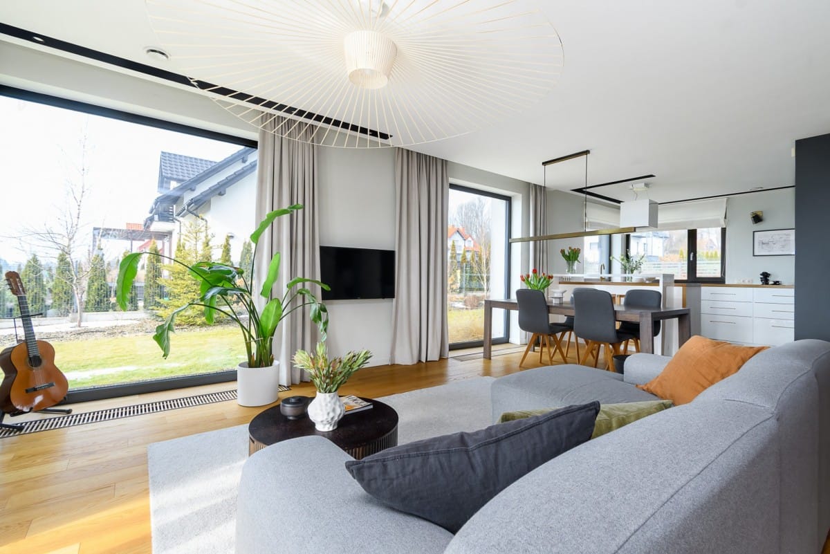 Dom 5 pokojowe na Sprzedaż