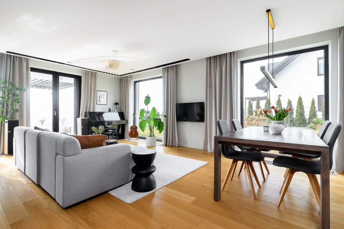 Dom 5 pokojowe na Sprzedaż