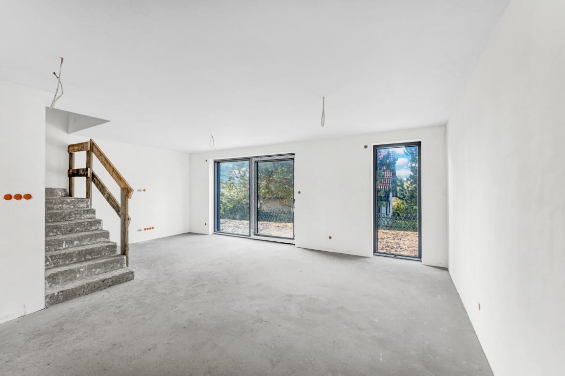 Dom 4 pokojowe na Sprzedaż